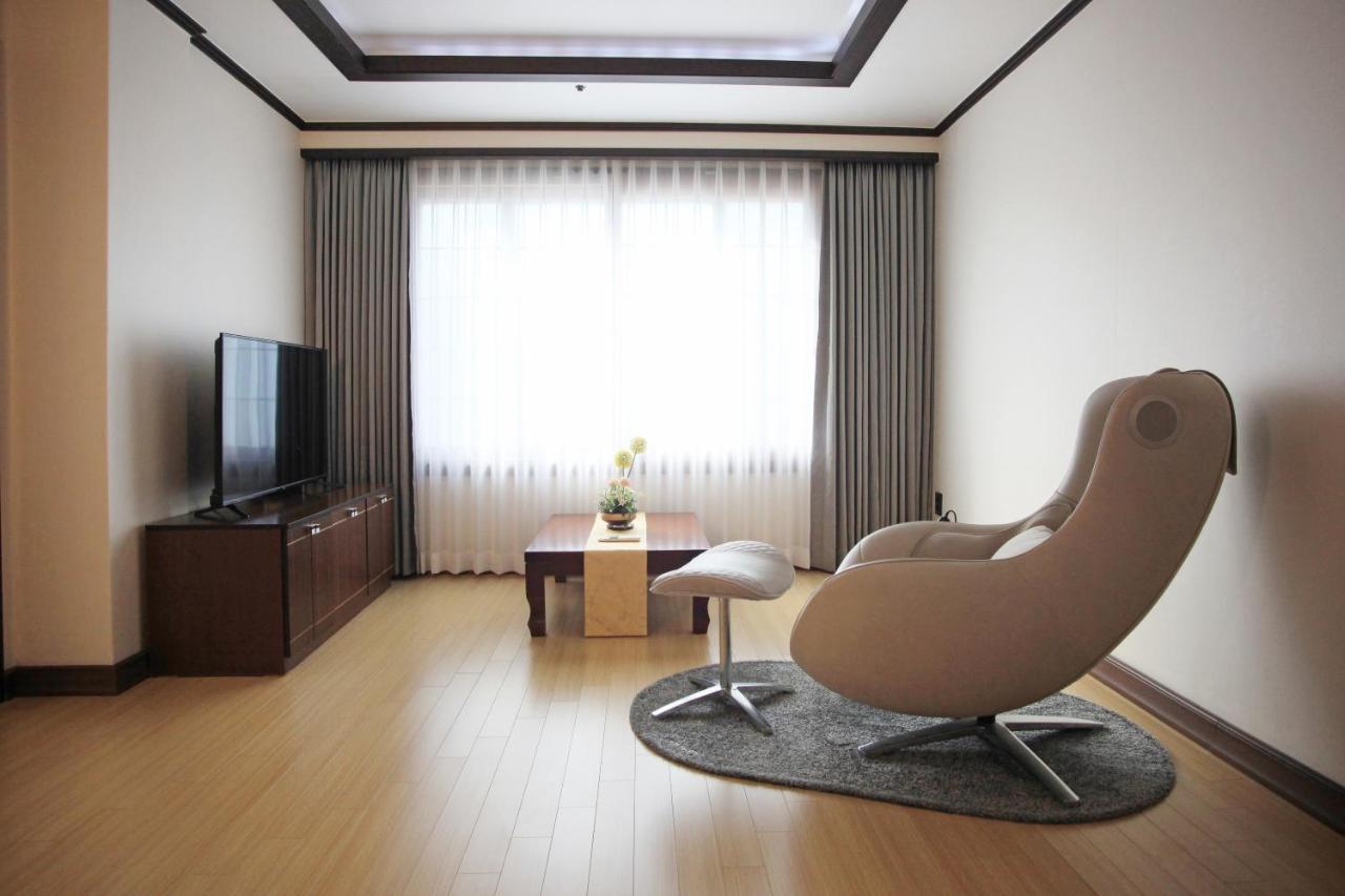 Ramada By Wyndham Suanbo Hotel Chungju Exterior foto